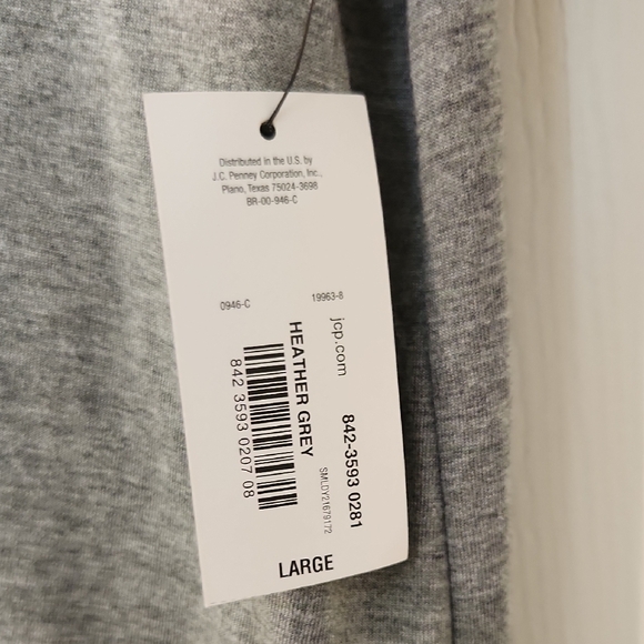 NWT a.n.a Heather Grey Short Sleeve Relaxed Tee Women Size L - Picture 3 of 8